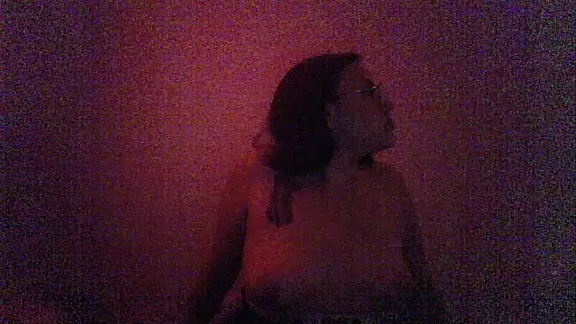 Snapshot of jenmarquez_ chatting on 10.25.25 jenmarquez  online show from 10.25.25