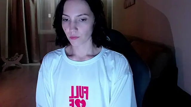 Snapshot of AdeleShinemm chatting on 09.13.25 AdeleShinemm online show from 09.13.25