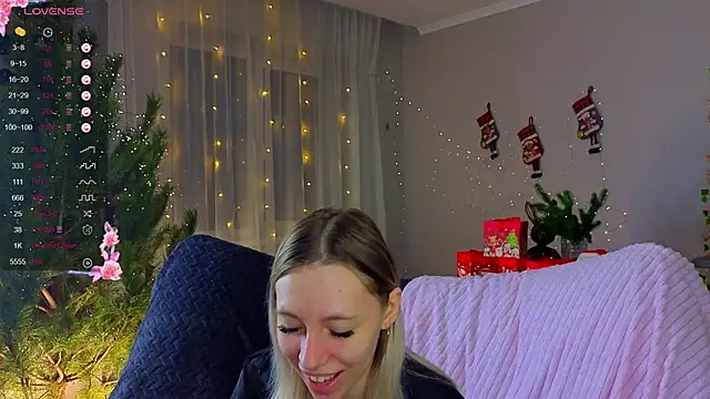 NyxaThorn online show from 12.22.25