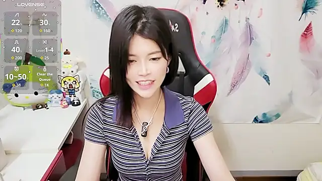 Alina10932 online show from 11.24.25