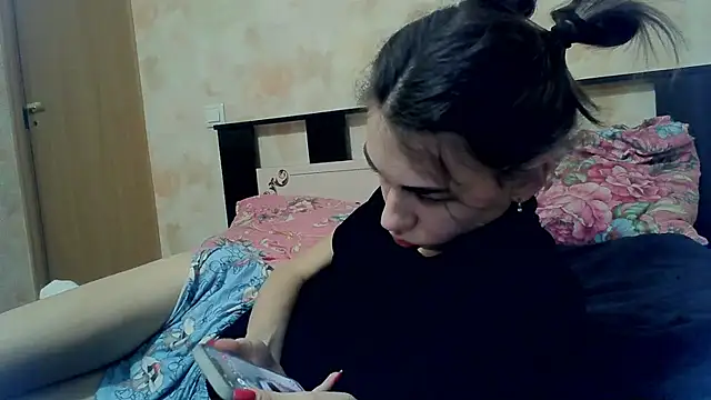 Crazy Empresis online show from 10.16.25