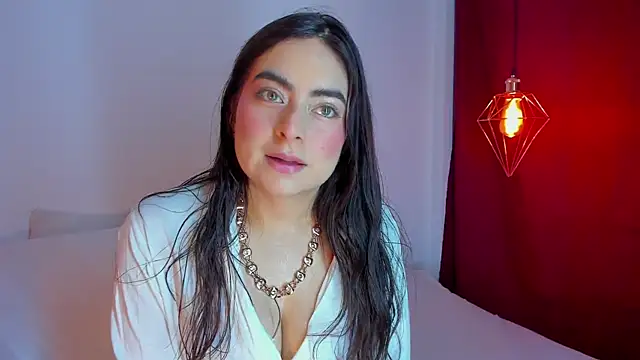 sashaa petit online show from 11.22.25