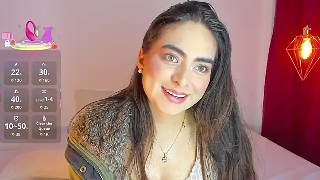 sashaa petit online show from 11.29.25