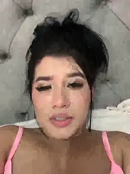 Aliciawhitee online show from 10.26.25