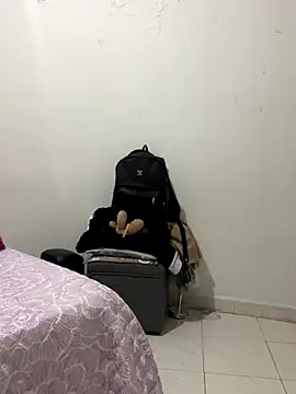 Aliciawhitee online show from 12.14.25