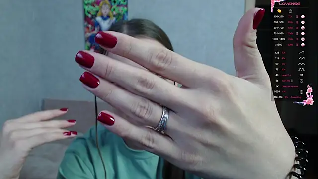 Snapshot of Violetwin chatting on 09.26.25 Violetwin online show from 09.26.25