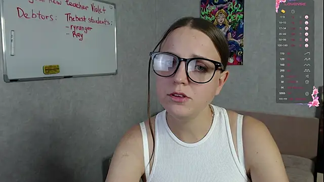 Snapshot of Violetwin chatting on 10.16.25 Violetwin online show from 10.16.25