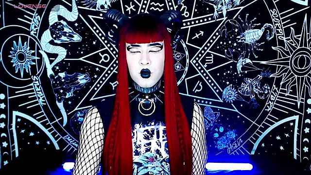 naomi satan online show from 10.11.25