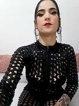 Snapshot of jamila_zair chatting on 12.02.25 jamila zair online show from 12.02.25