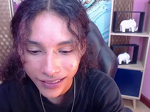 Snapshot of Andrew_Landry chatting on 09.13.25 Andrew Landry online show from 09.13.25