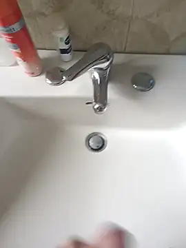 Empi19cm online show from 10.21.25