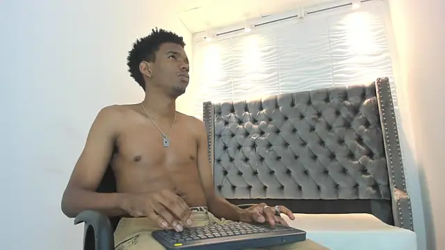 nero reyd online show from 10.23.25