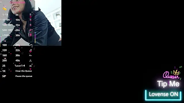 Snapshot of Milaa_Star_ chatting on 12.16.25 Milaa Star online show from 12.16.25