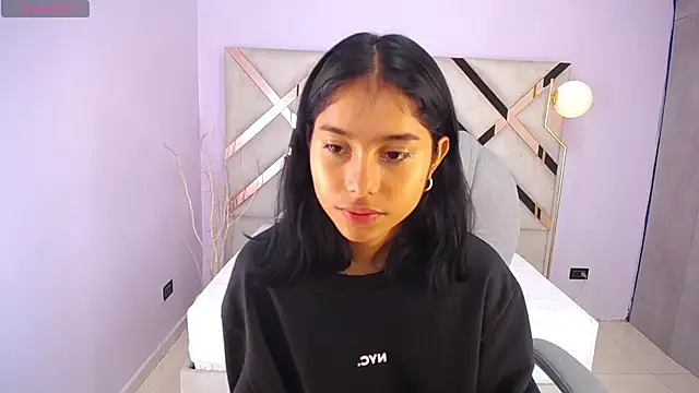 Snapshot of Milaa_Star_ chatting on 02.15.26 Milaa Star online show from 02.15.26