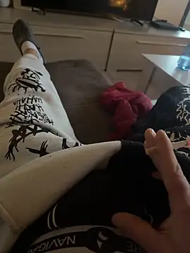 maialexte online show from 12.21.25