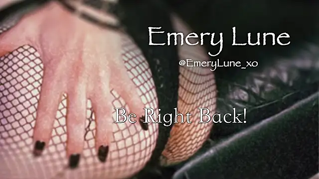 EmeryLune xo online show from 11.27.25