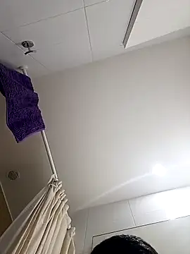 Snapshot of Ragnarklothebrok chatting on 11.20.25 Ragnarklothebrok online show from 11.20.25