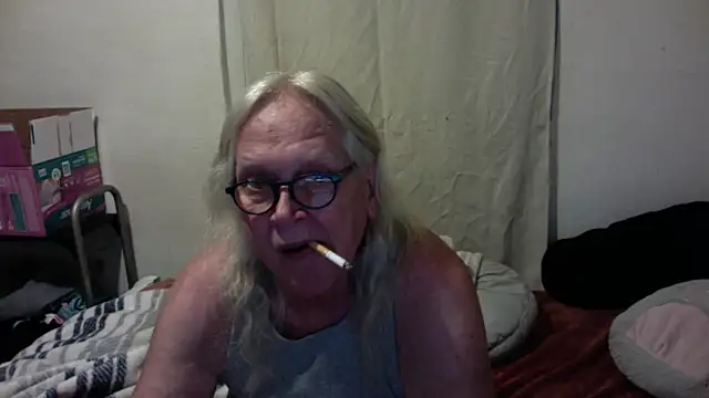 OldLadySara online show from 05.24.26