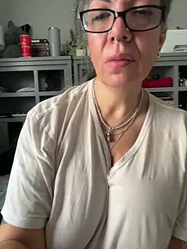 dieseldame1313 online show from 02.06.26