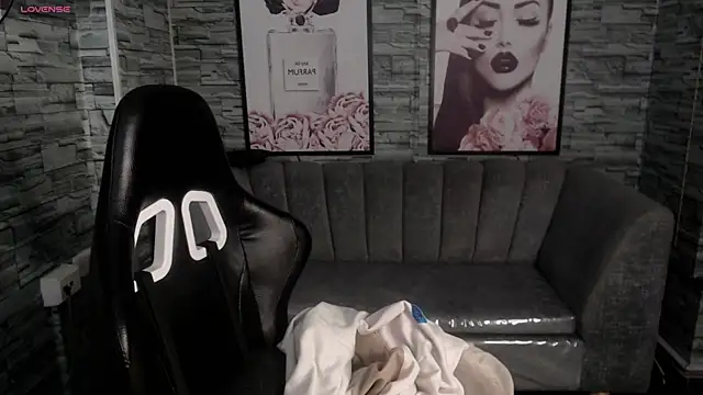 Shizuko b online show from 09.30.25