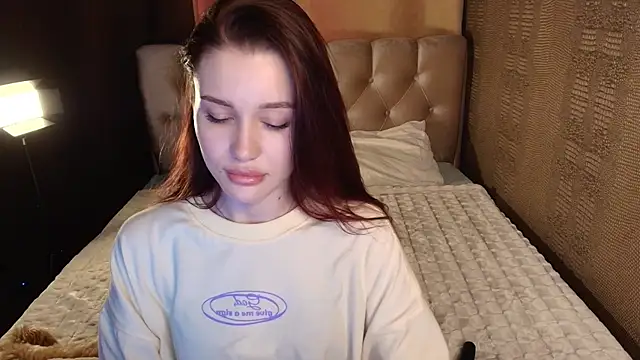 Aria Mila online show from 06.11.26