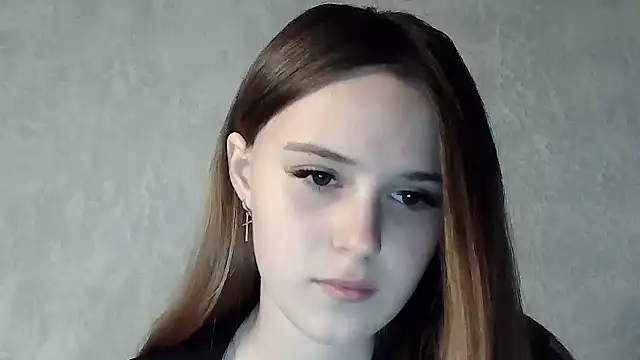 Snapshot of SweetLoraa chatting on 10.03.25 SweetLoraa online show from 10.03.25