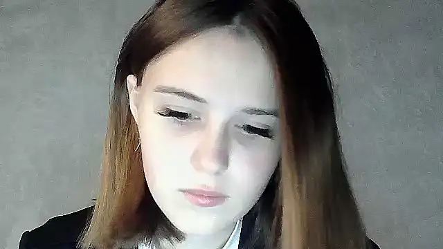 Snapshot of SweetLoraa chatting on 10.05.25 SweetLoraa online show from 10.05.25