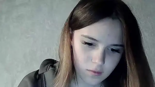Snapshot of SweetLoraa chatting on 10.11.25 SweetLoraa online show from 10.11.25
