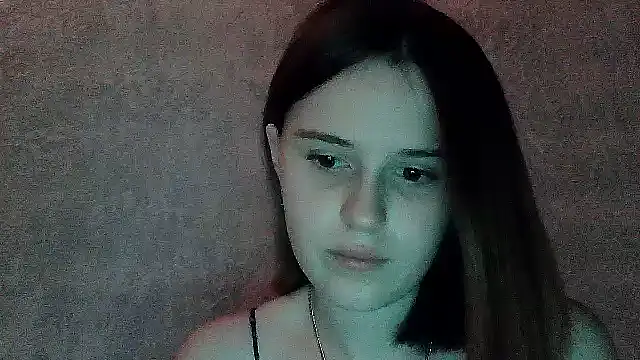 SweetLoraa online show from 10.25.25