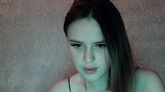 SweetLoraa online show from 11.30.25