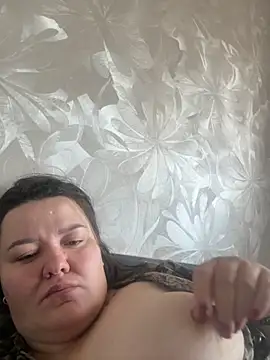 Snapshot of SunnyLeila2101 chatting on 09.11.25 SunnyLeila2101 online show from 09.11.25