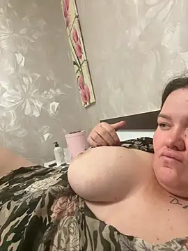 Snapshot of SunnyLeila2101 chatting on 09.11.25 SunnyLeila2101 online show from 09.11.25