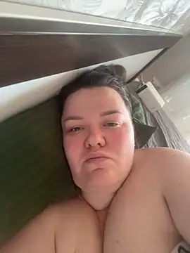 Snapshot of SunnyLeila2101 chatting on 09.12.25 SunnyLeila2101 online show from 09.12.25