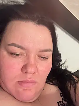 Snapshot of SunnyLeila2101 chatting on 12.01.25 SunnyLeila2101 online show from 12.01.25