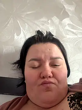 Snapshot of SunnyLeila2101 chatting on 12.03.25 SunnyLeila2101 online show from 12.03.25