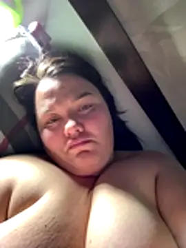 SunnyLeila2101 online show from 12.18.25