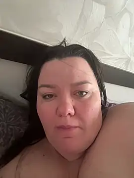 SunnyLeila2101 online show from 02.20.26