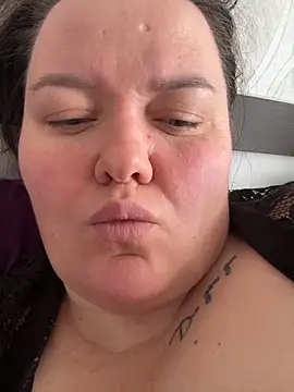 SunnyLeila2101 online show from 04.02.26