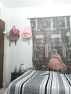 Snapshot of maria_angel11 chatting on 09.11.25 maria angel11 online show from 09.11.25