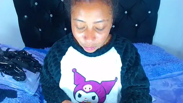 Snapshot of Gabi_Jhons_23 chatting on 12.19.25 Gabi Jhons 23 online show from 12.19.25