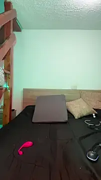 Snapshot of Moon_Blake chatting on 02.04.26 Moon Blake online show from 02.04.26