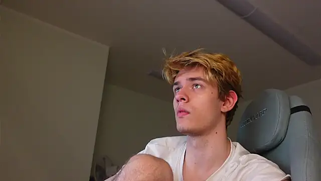 Logan Fraser online show from 11.09.25