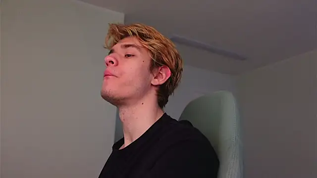 Logan Fraser online show from 11.20.25