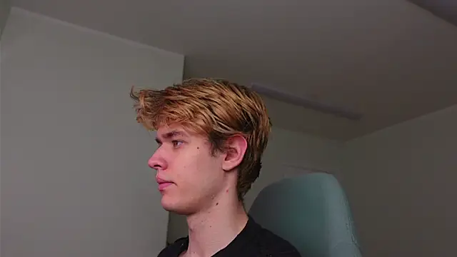 Logan Fraser online show from 11.23.25