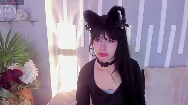 Dita von2 online show from 11.04.25