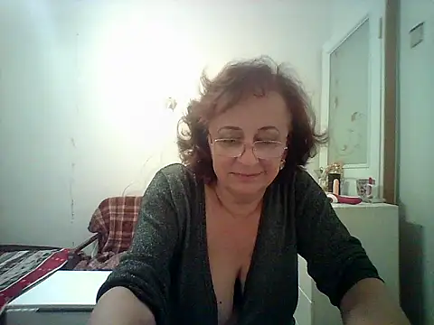 Julia54391 online show from 10.05.25