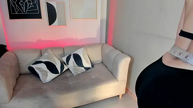 Snapshot of marie_bass chatting on 02.09.26 marie bass online show from 02.09.26