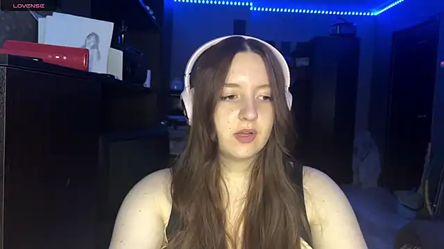 LauretteRagar online show from 09.22.25