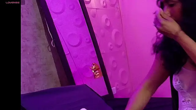 Vanessa 7  online show from 10.19.25