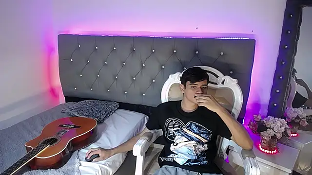 Charlie Cock  online show from 09.16.25